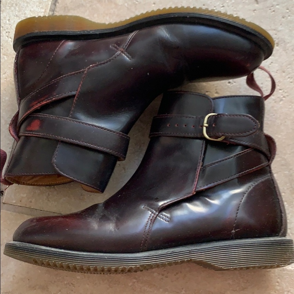 Dr.Martens Chelsea boots for women in size 7